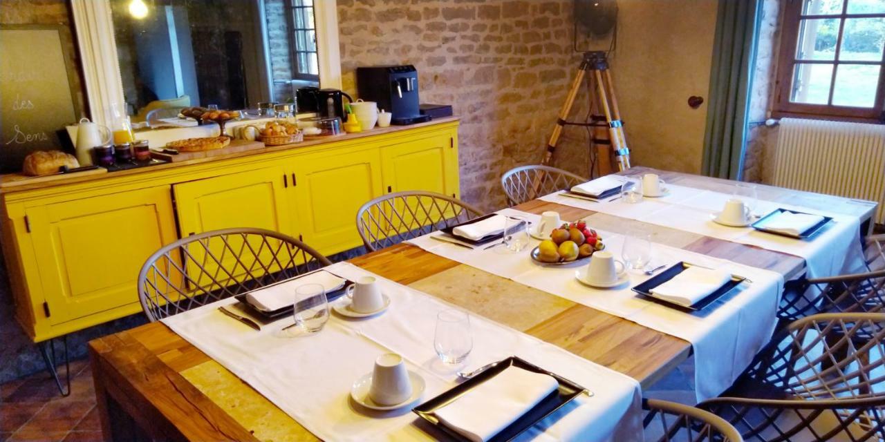 Bed and Breakfast Jardin Des Sens, La Rente D'Eguilly Esterno foto